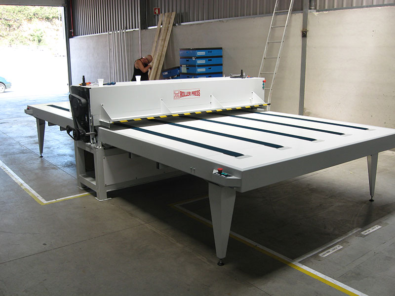 Roll Press Die Cutting Machines Rollmatic 1400 Die Cutter